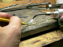 professional jewelry repair, refinishing and refurbishment services and laser welding